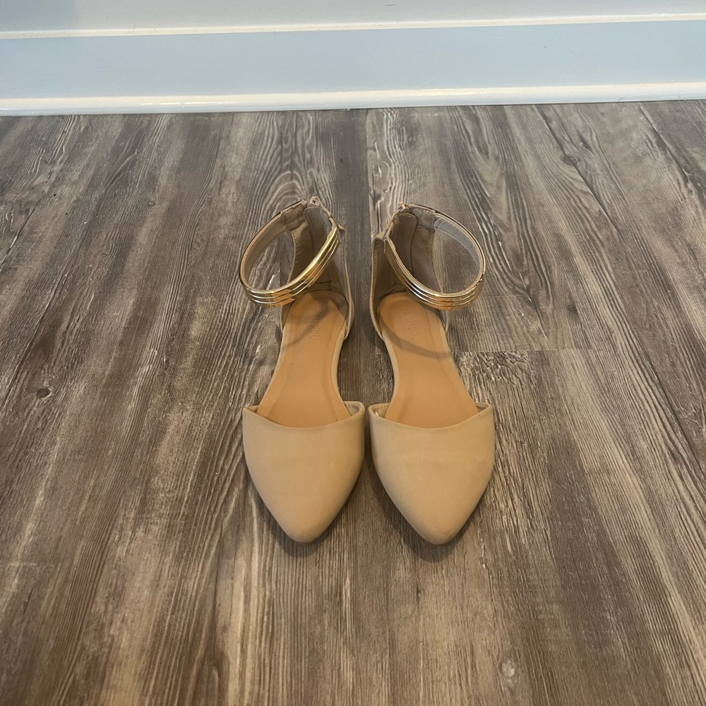 Nude Flat Shoe